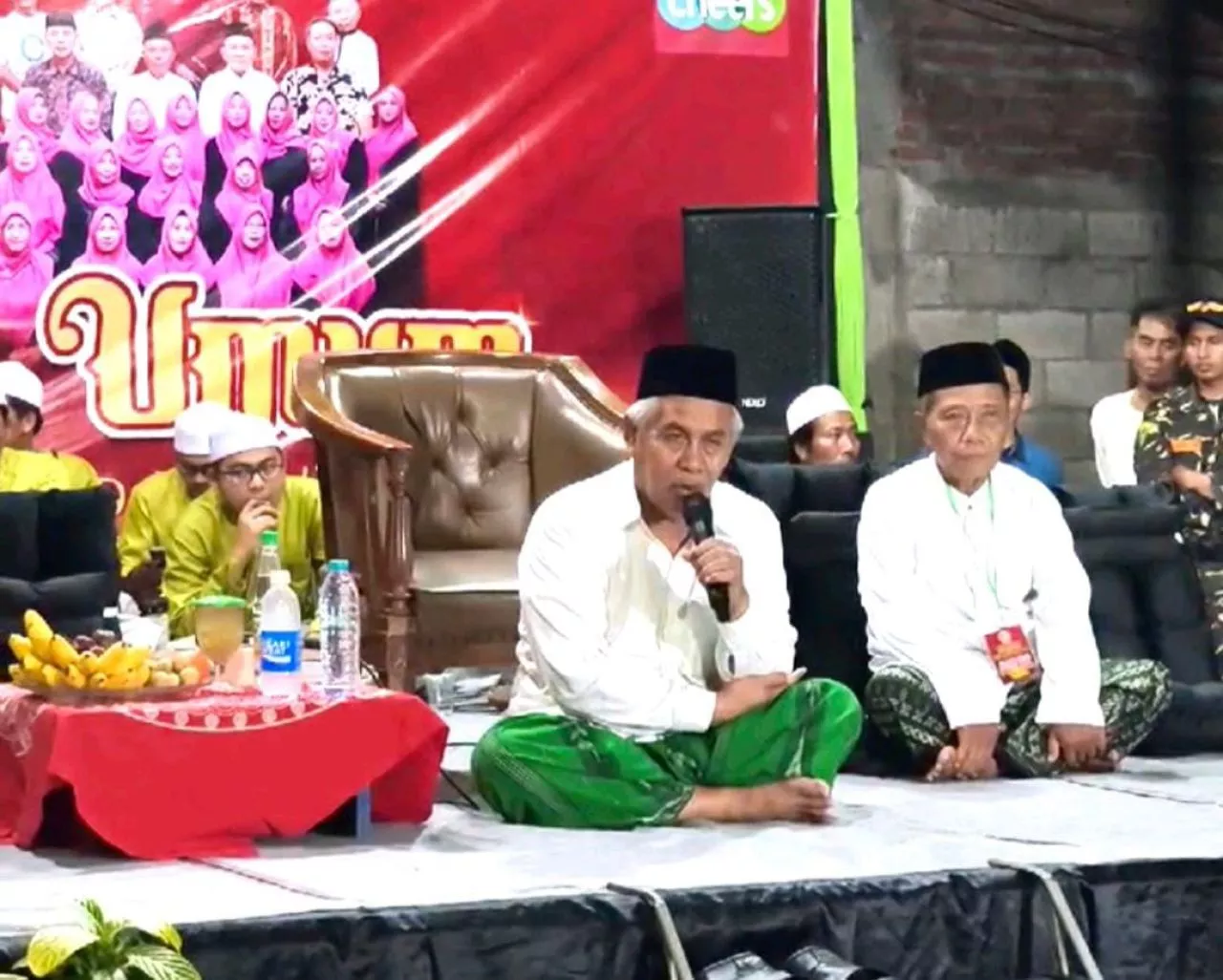 Songsong Ramadan, Anggota DPRD Surabaya Gelar Pengajian Umum, Penceramah KH Marzuki Mustamar