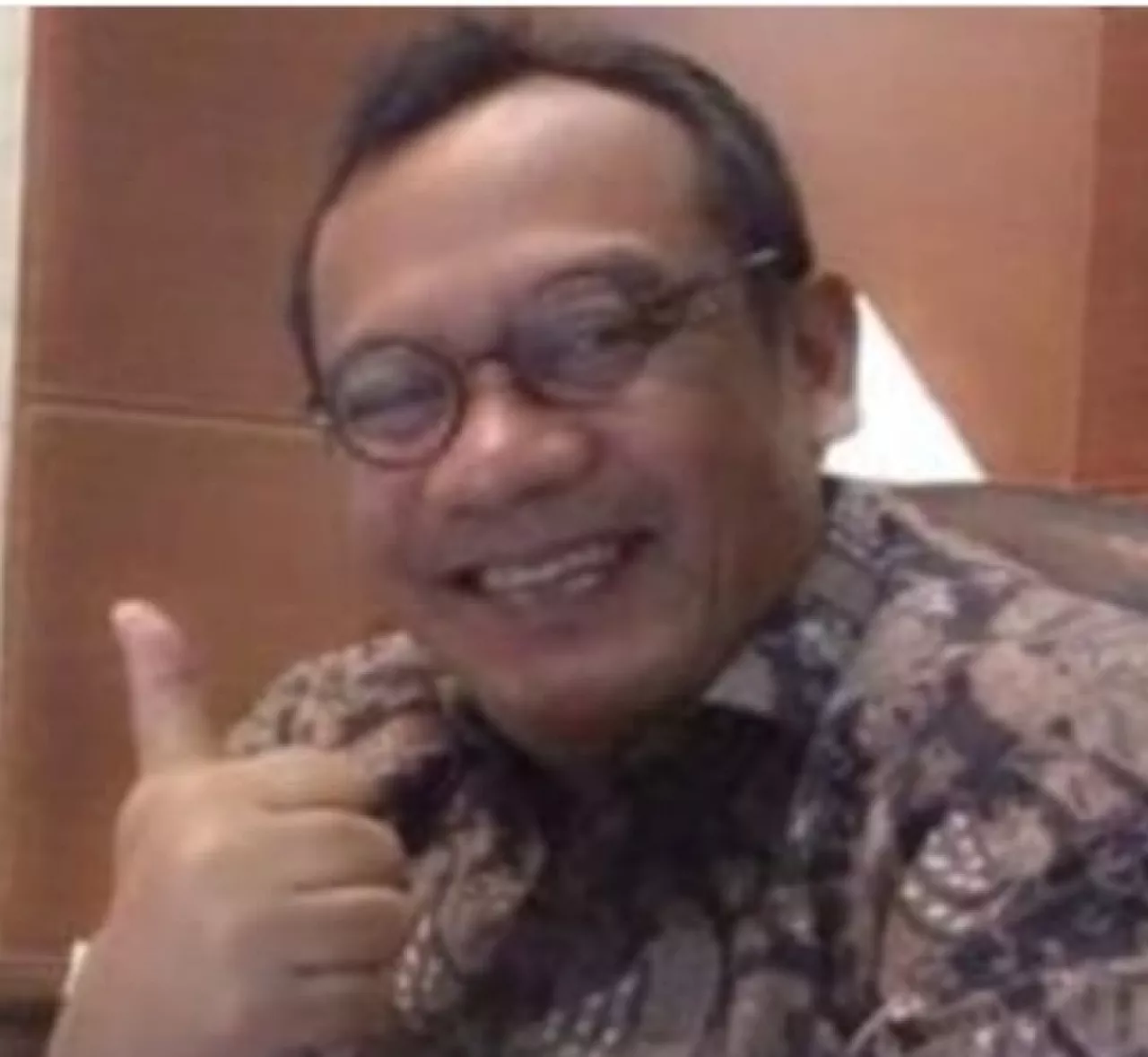 Dari Kekuatan Menjadi Debu