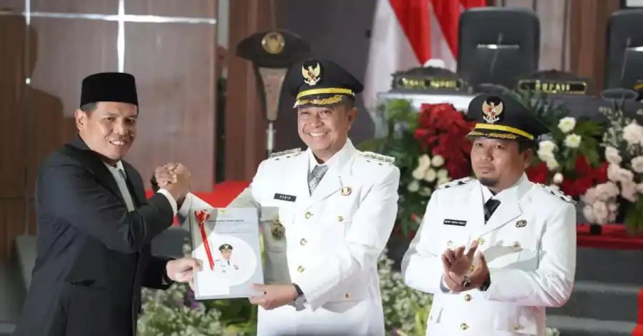 Serah Terima Jabatan, Ra Hamid Resmi Pimpin Bondowoso 2025-2030
