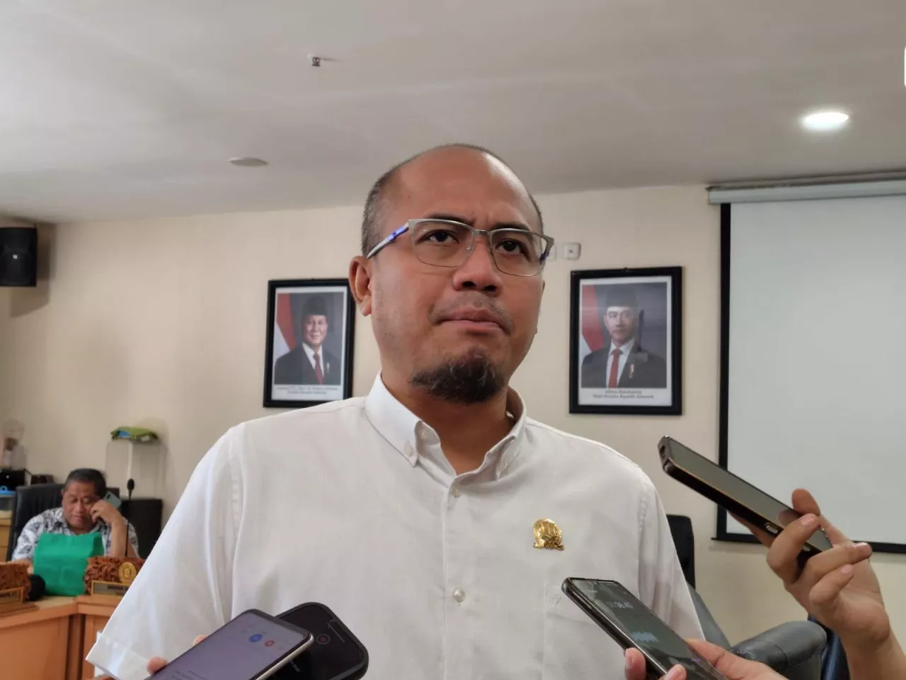 Yuga Pertanyakan SP Dinkopdag untuk Pengelola Pasar Mangga Dua
