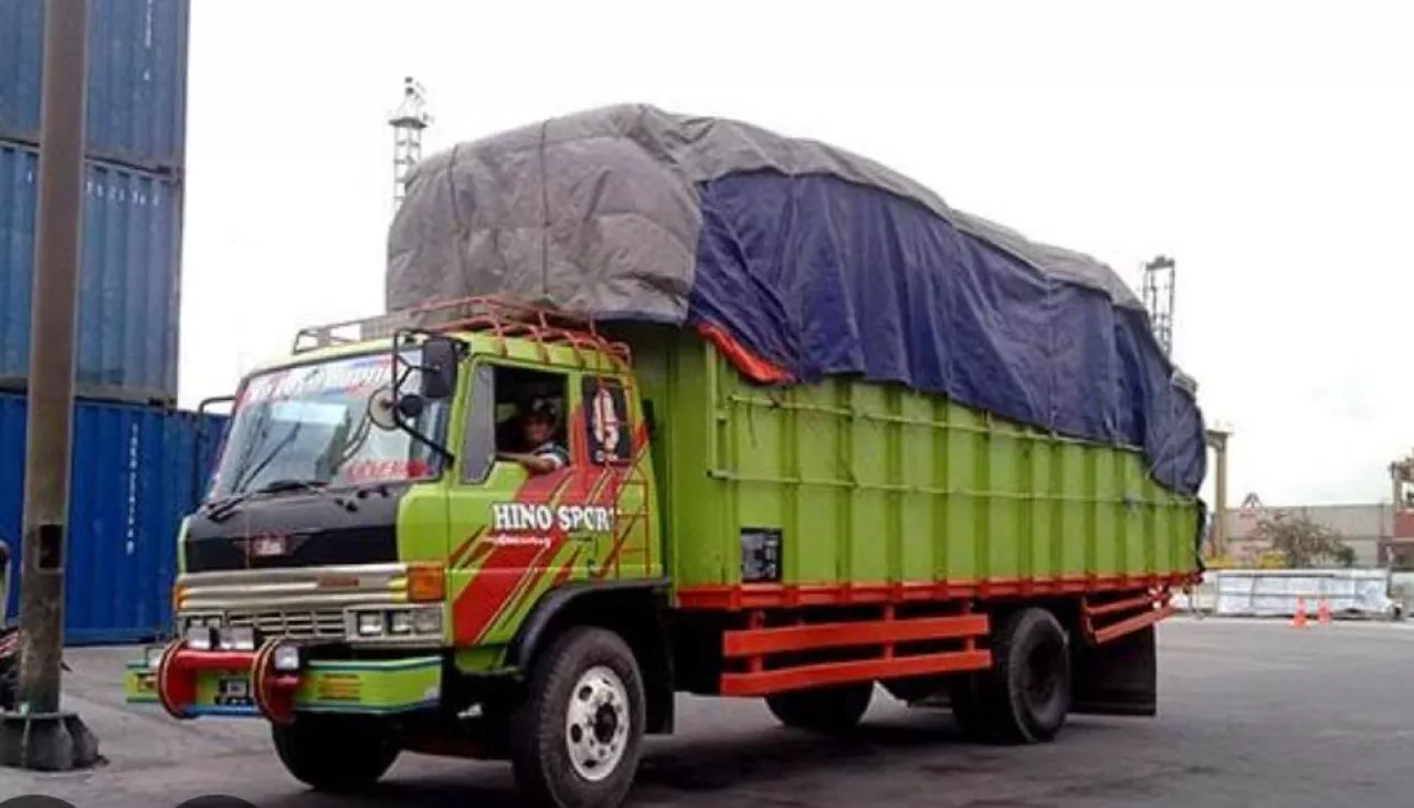 Kemenhub Sambut Positif Angkutan Logistik Tetap Beroperasi pada Masa Lebaran 2025