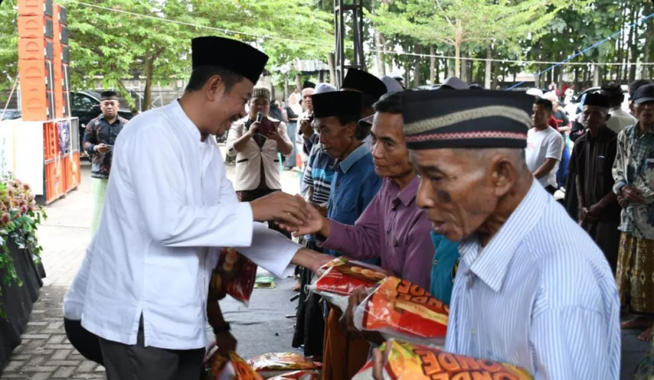 Bupati Bondowoso Apresiasi Aksi Sosial Navara Water Park, Ribuan Warga Terbantu