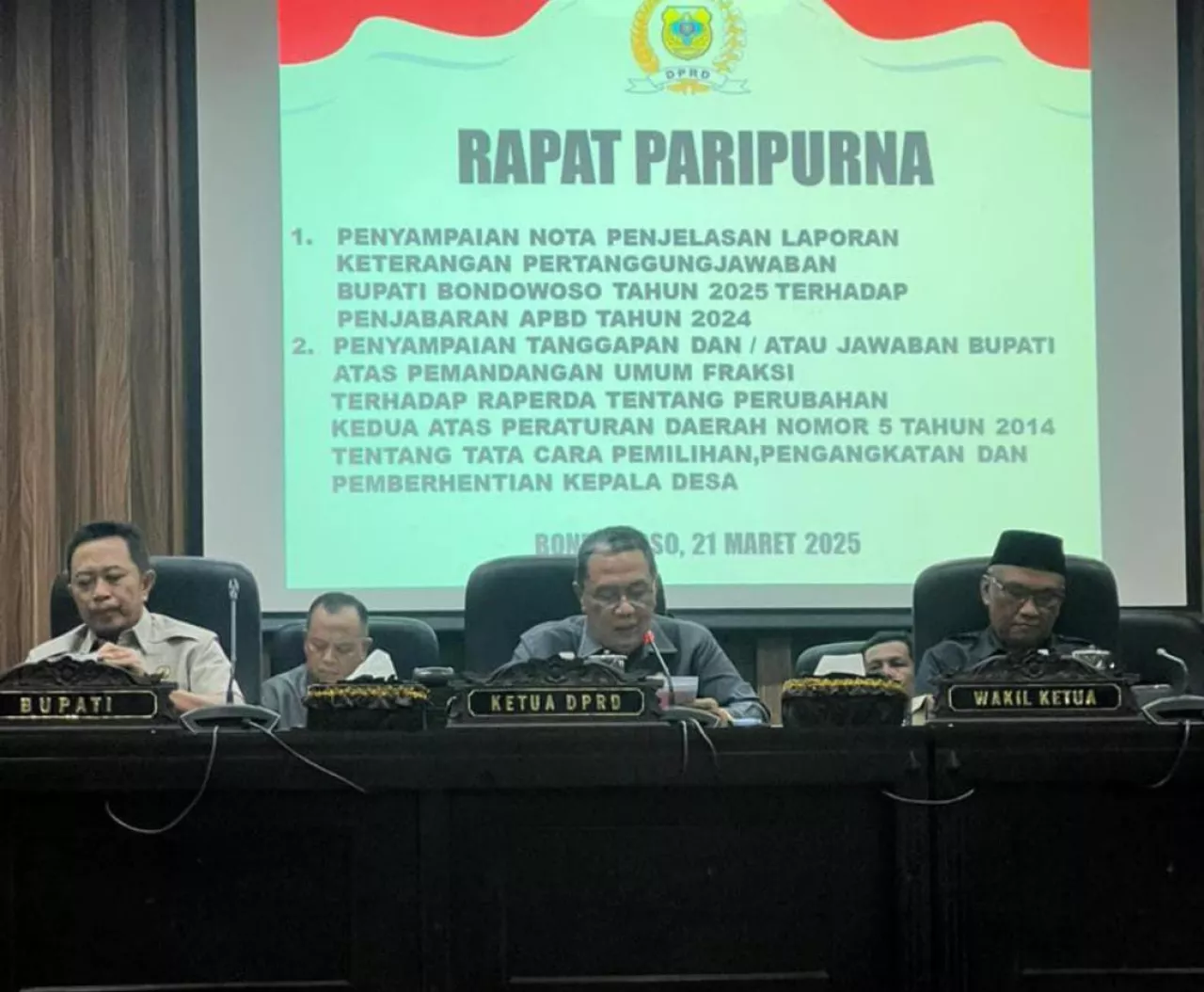 DPRD Soroti Regulasi Pilkades, Bupati Bondowoso Tegaskan Transparansi dan Partisipasi Publik