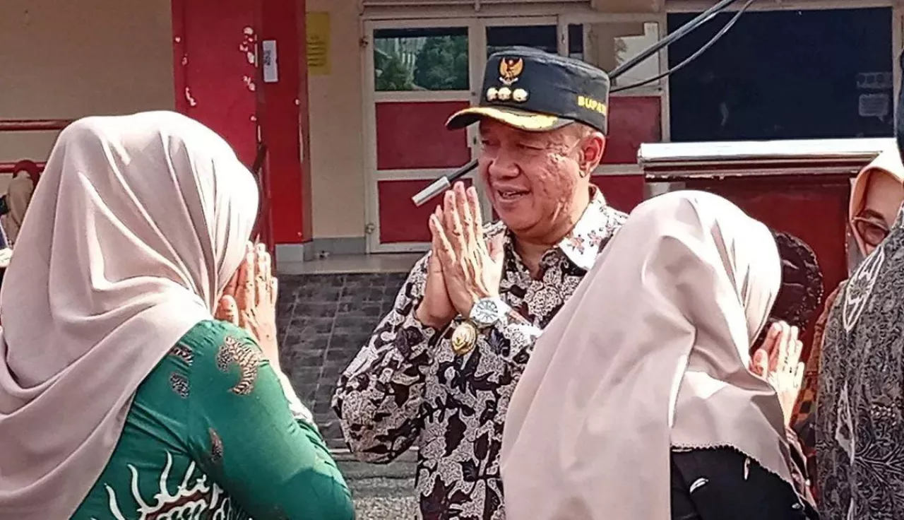 Sadewo Tri Lastiono, Pemimpin Banyumas yang Menolak Gengsi dan Memilih Melayani