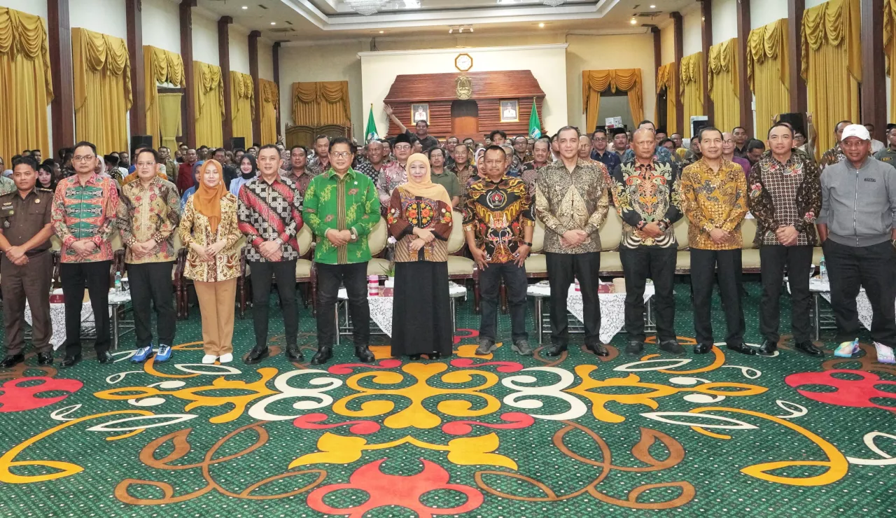 Raih Penghargaan Dari PWI Jawa Timur, Wamen Viva Yoga: Menjadi Pelecut Untuk Meningkatkan Kinerja
