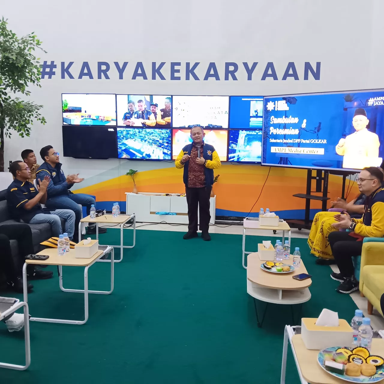 Partai Golkar Perlu Intelektual Organik di Dunia Maya