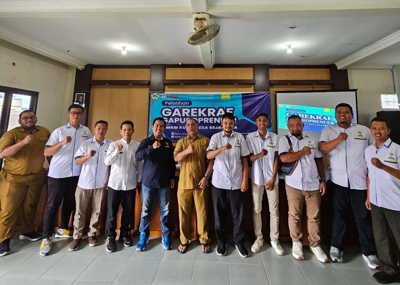 Gandeng HIPMI Pemdes Gapurosukilolo Gelar Pelatihan Ekonomi Kreatif