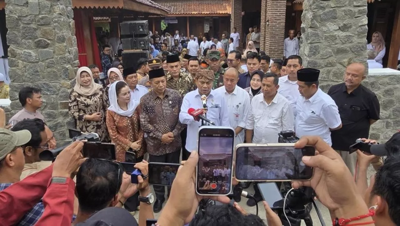 Menkop : Kopdes Merah Putih di Desa Dawuhan Harus Jadi Percontohan Nasional