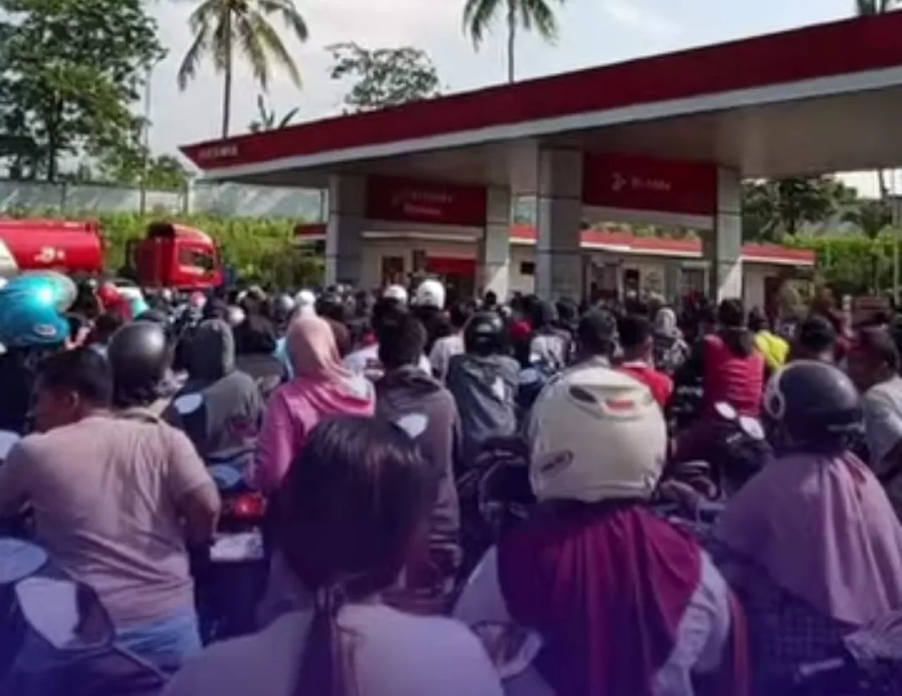 Akibat Penutupan Jalur Gumitir, Jember Alami Krisis BBM