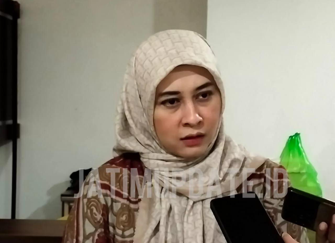 Komisi D Evaluasi Distribusi Seragam Sekolah SMA dan SMK di Surabaya