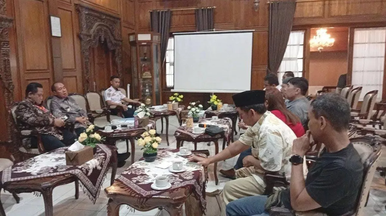 Bupati Sadewo Bongkar ‘Kota Sejuta Parkir’, Banyumas Siapkan Satgas Khusus