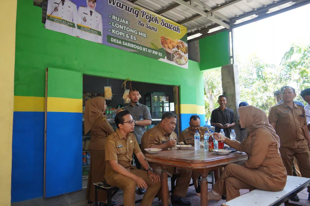 Wabup Sidoarjo Tinjau Bedah Warung Rakyat di Desa Sarirogo