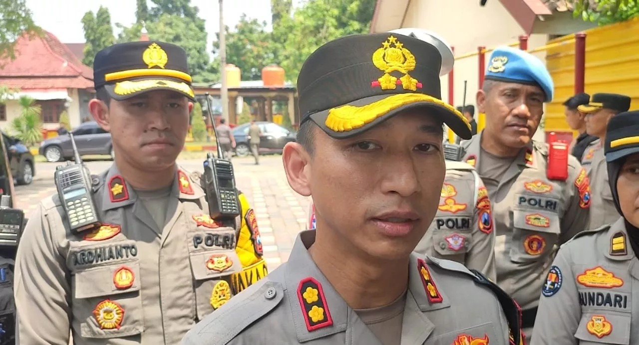 Dua Tersangka Baru Pembakar Polres Kediri Kota Diamankan