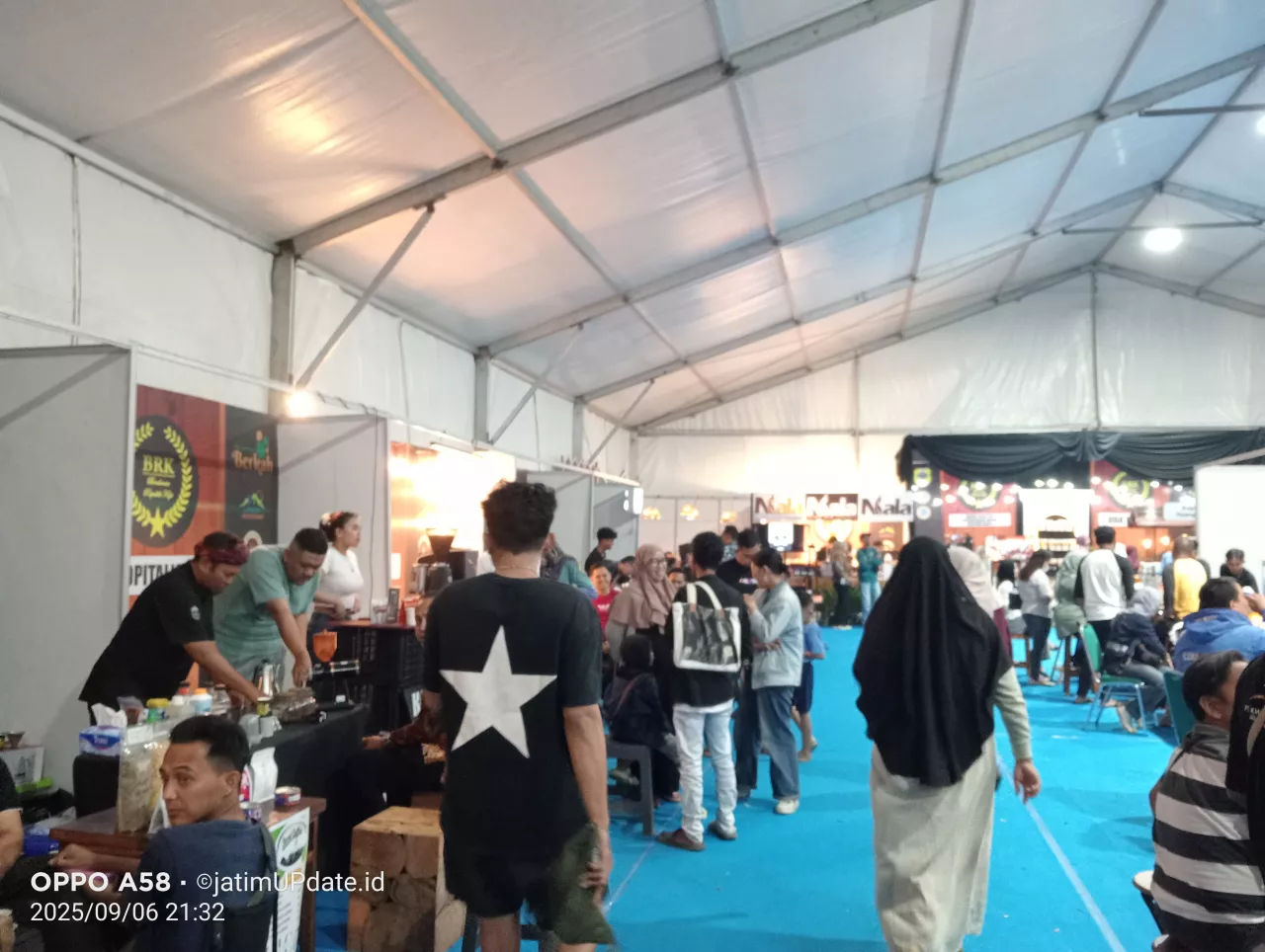 Aroma Kopi dan Riuh Alun-Alun: Bondowoso Rayakan Festival Kopi dan Tembakau 2025
