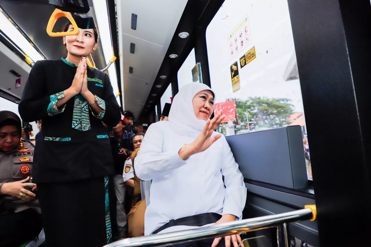 Dari Pulau ke Kota, Khofifah Siapkan Akses Transportasi Tanpa Sekat