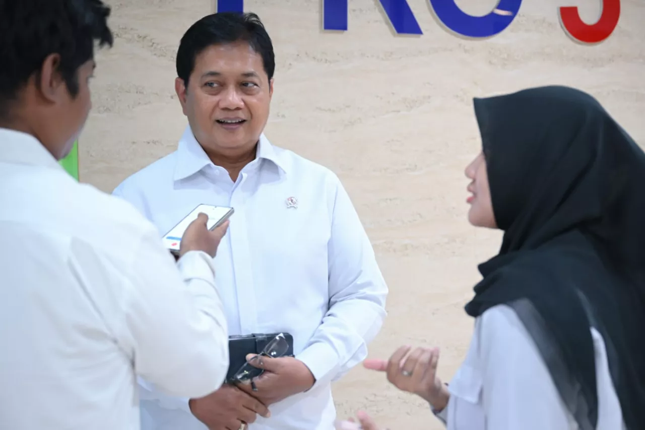 Kementerian Transmigrasi Kirim Transmigran Berpendidikan Master dan Doktor