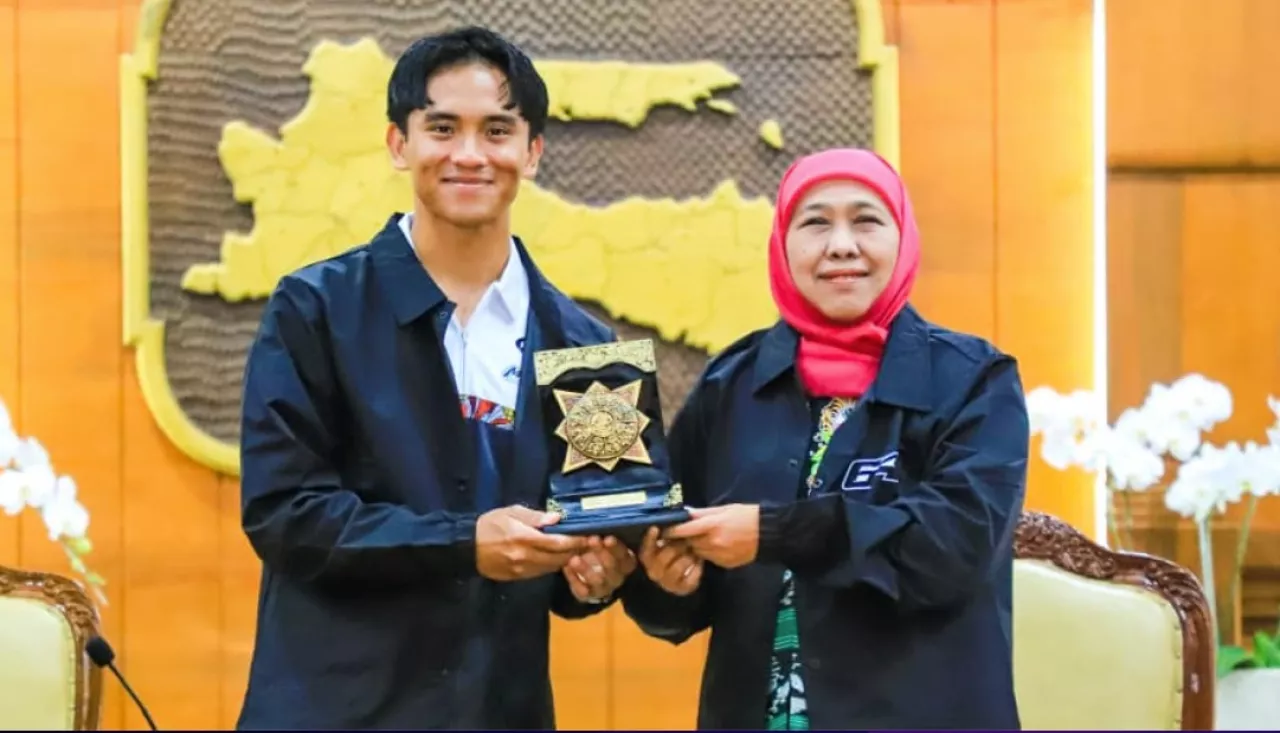 Khofifah Doakan Mario Aji Harumkan Merah Putih di Moto2