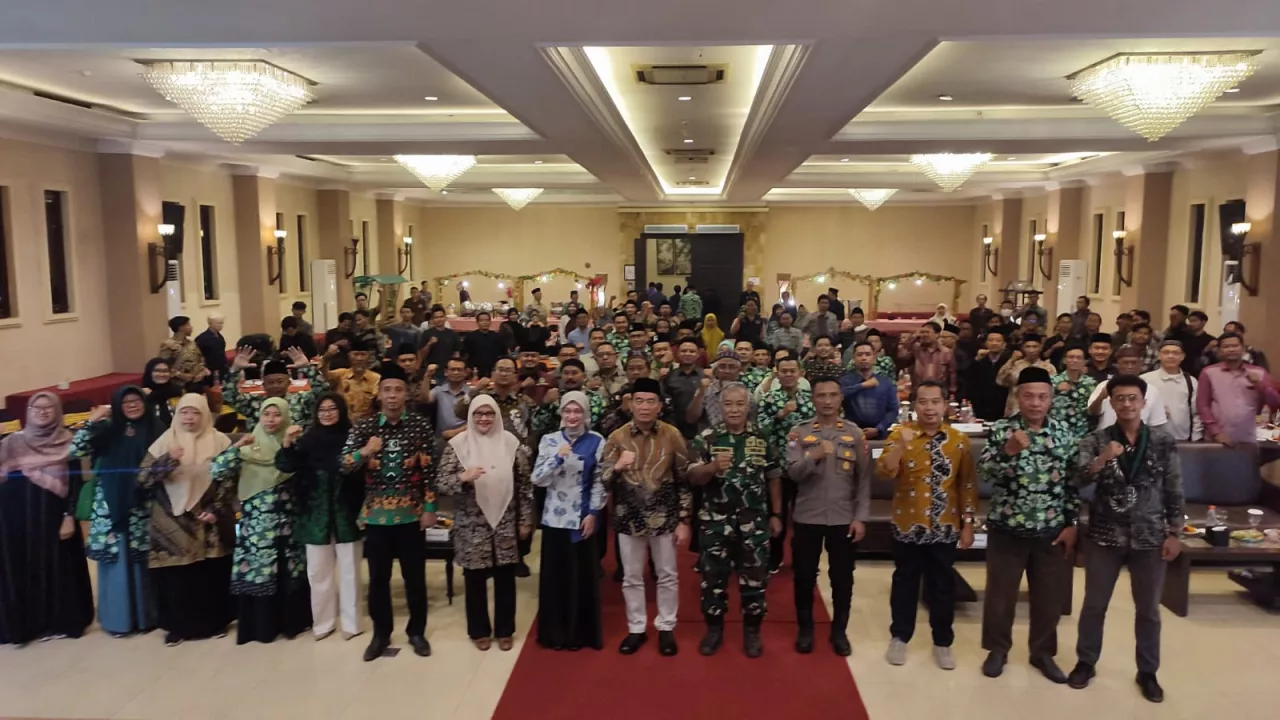 Milad ke-59 KAHMI Kediri Hadirkan Prof. Muhadjir Effendy, Dorong Alumni HMI Aktif Bangun Daerah