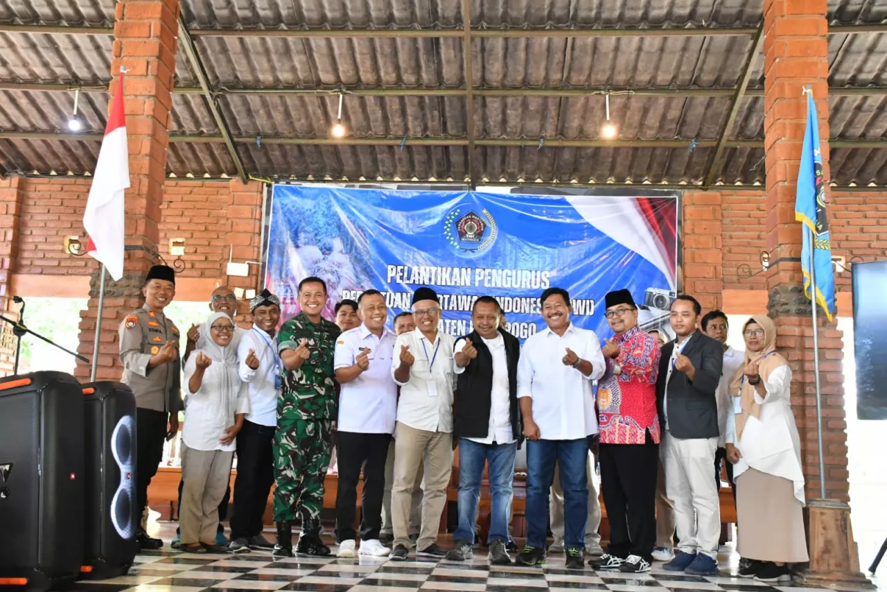 Lutfil Hakim Apresiasi Konferensi PWI Ponorogo: Ditunggui Langsung Bupati Sugiri: Welas Arso Terpilih Jadi Ketua