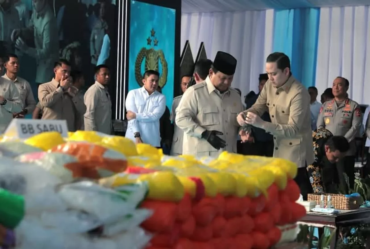 Presiden Prabowo Saksikan Langsung Pemusnahan 214,84 ton Narkoba