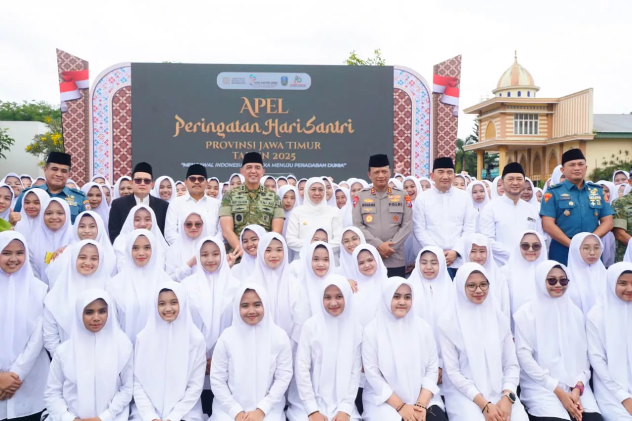Khofifah: Santri Harus Jadi Kekuatan Intelektual dan Moral Menuju Indonesia Emas 2045