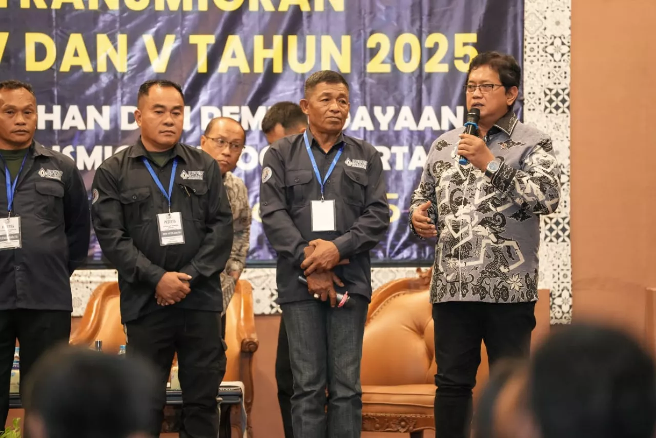 Transmigran Dari TNI dan Polisi, Wamen Viva Yoga: Program Transmigrasi Ikut Menjaga Wilayah NKRI