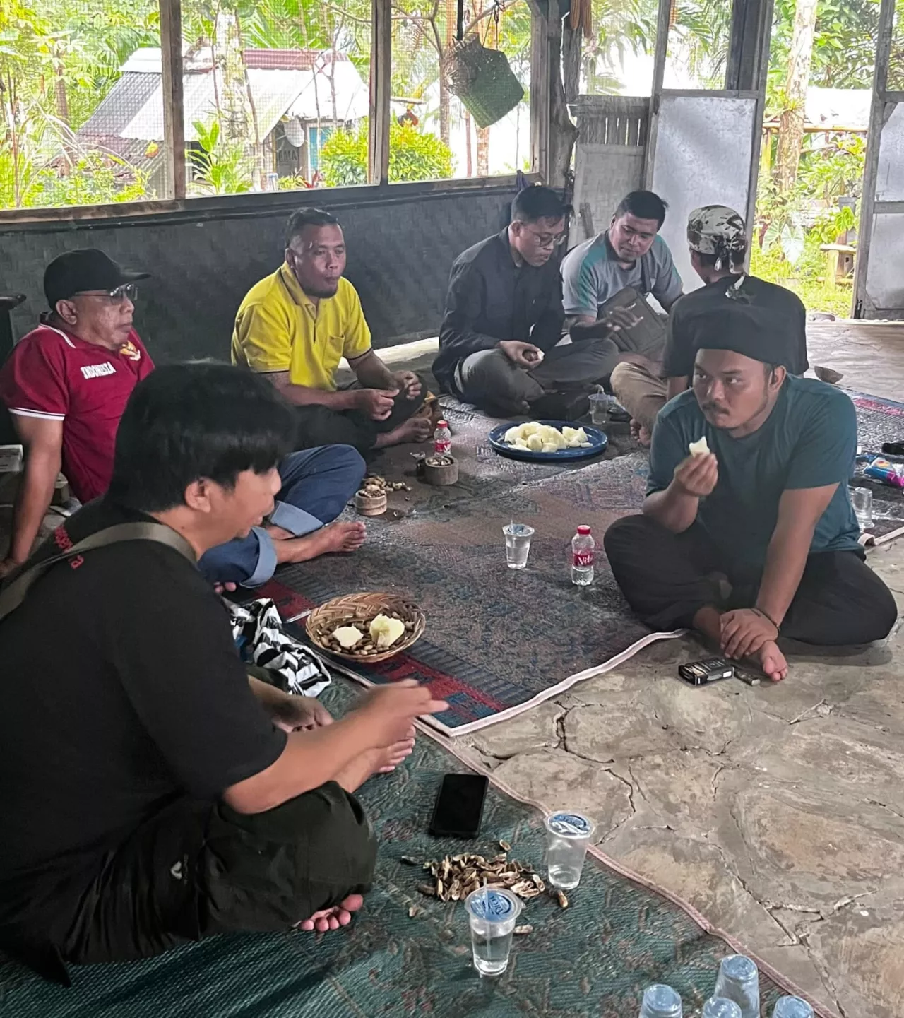Komunitas Dharma Bhakti Patanjala: Solusi Alamiah Murah untuk Menyerap dan Menjaga Karbon
