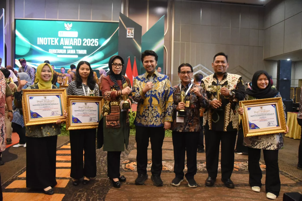 Pemkab Sidoarjo Raih Penghargaan Inotek Award Jatim 2025