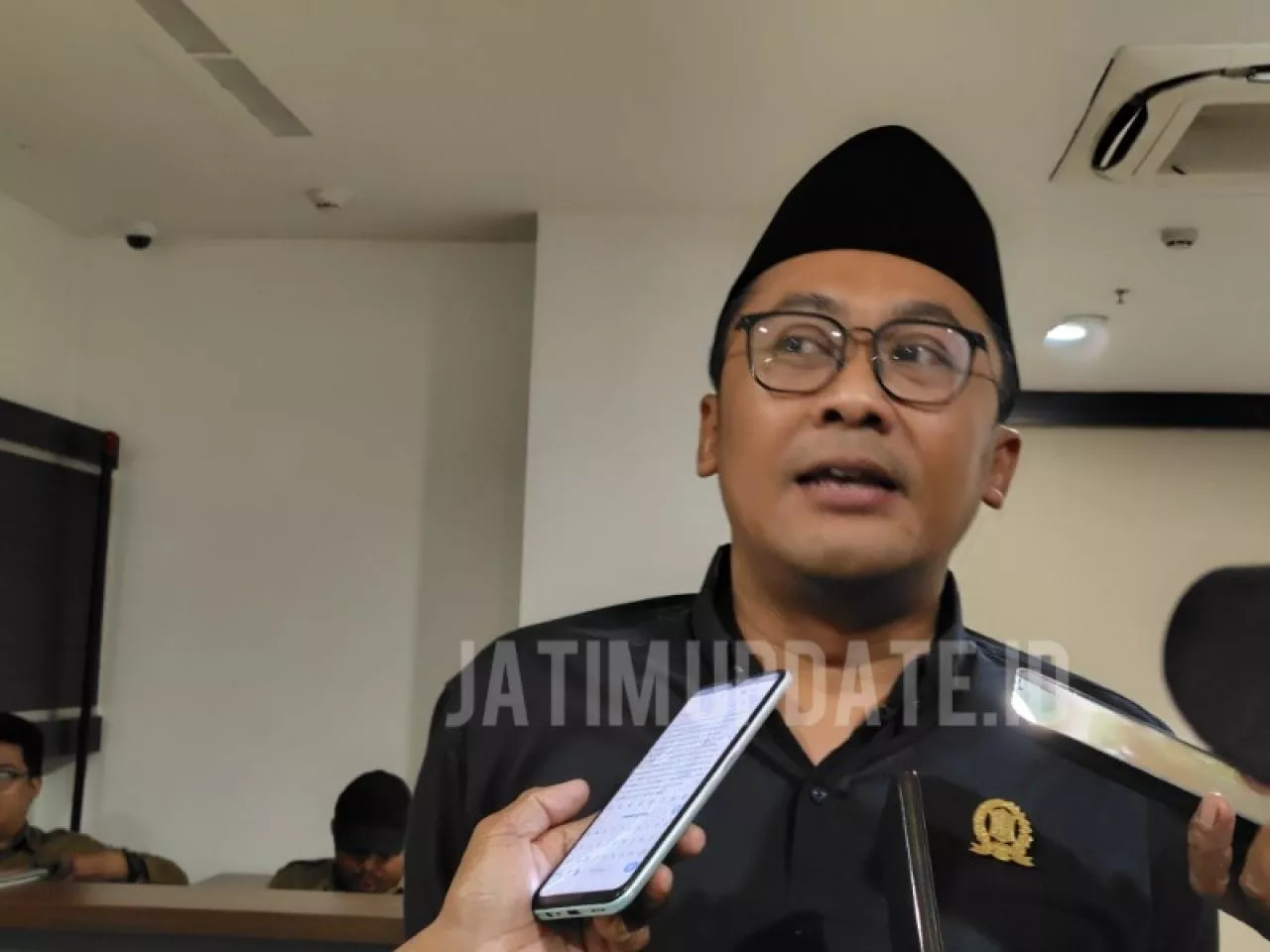 Komisi B Desak Kemenag Inventarisasi KUA yang Menempati Tanah Aset di Surabaya 