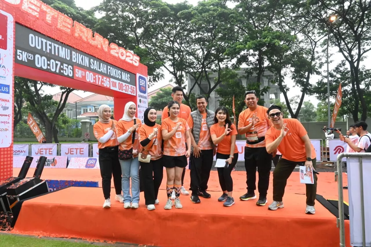 Event Lari Paling Dinantikan: BRI Edukasi Kemudahan BRImo kepada Ribuan Pelari
