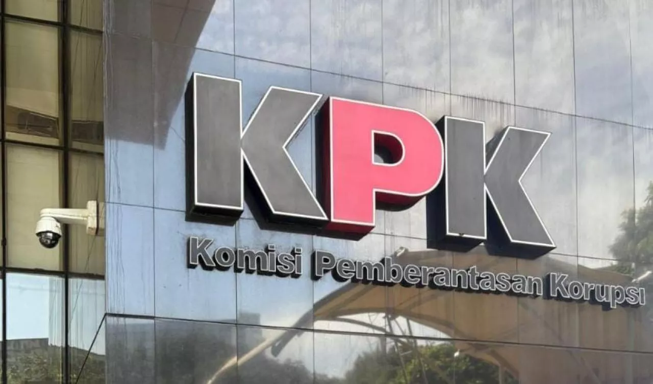Pengamat Minta KPK Blak-blakan 17 Tersangka Dana Hibah Jatim Belum Ditahan 