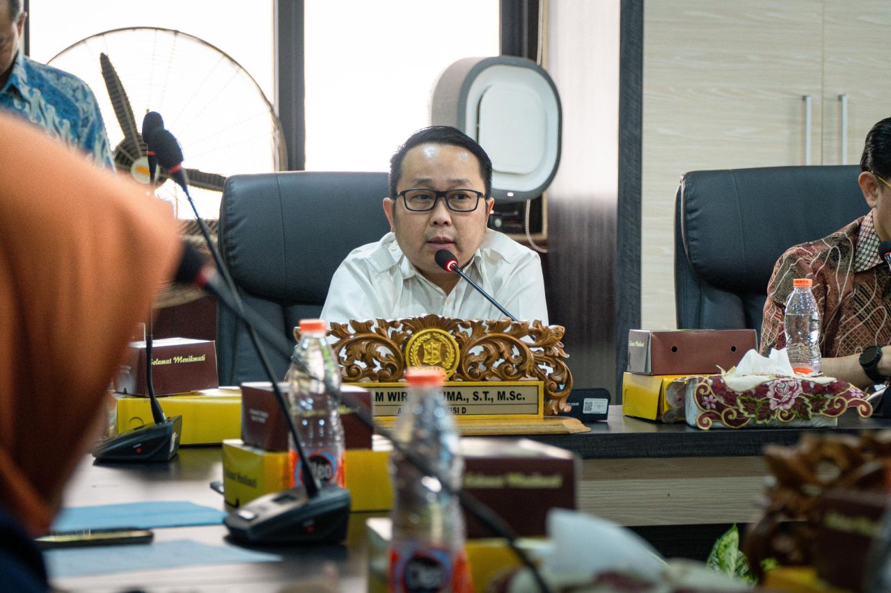 Komisi D Minta Wisata Taman Bungkul Dikembangkan Lebih Optimal, Stand PKL Direnovasi 