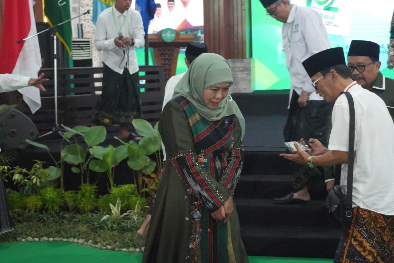 Khofifah di Harlah NU: Tahun Ini Akan Lahir 53 Doktor dari Rahim Pesantren