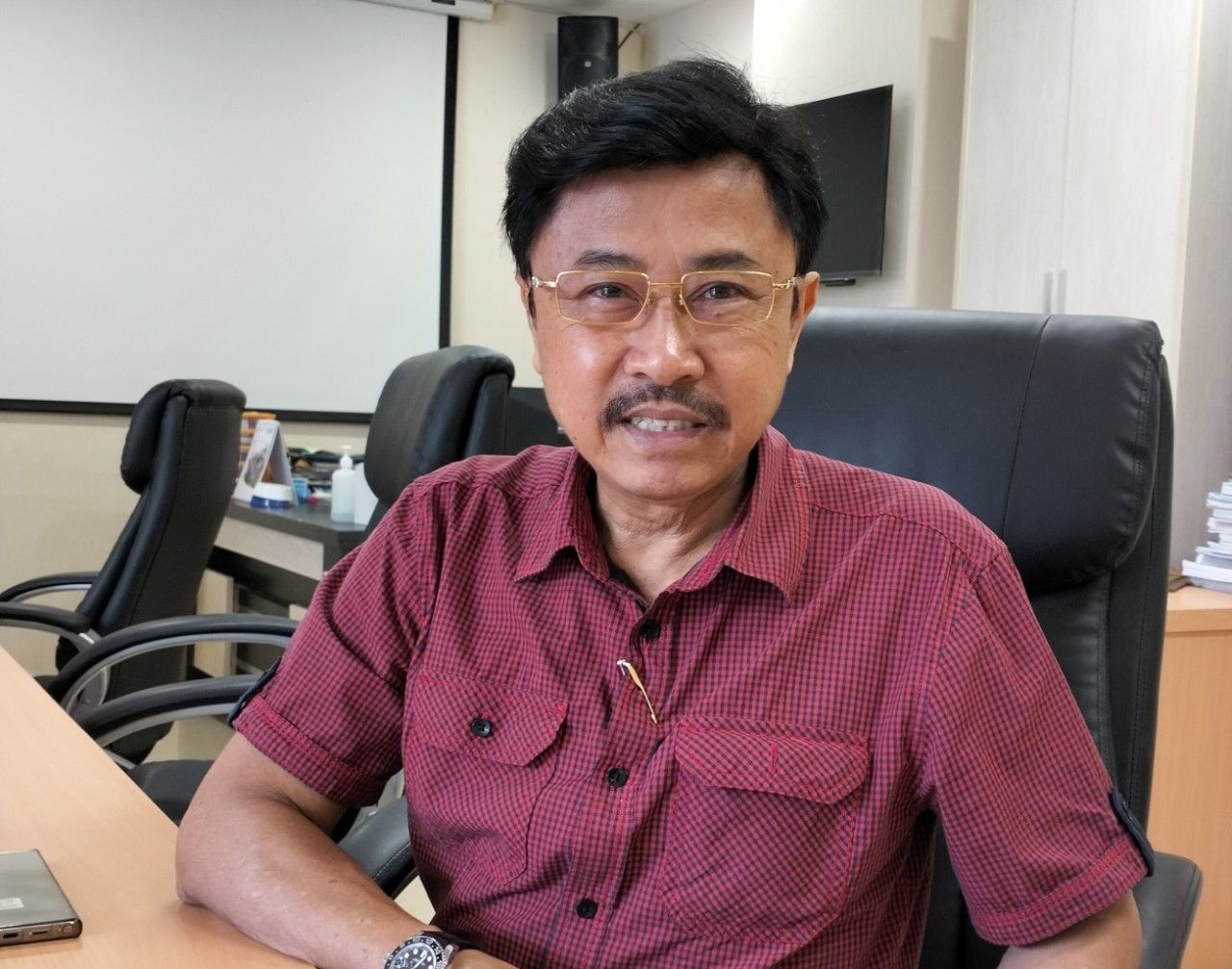 Optimalkan Pajak dan Digitalisasi, Baktiono Optimis PAD Surabaya Meningkat di Awal 2025