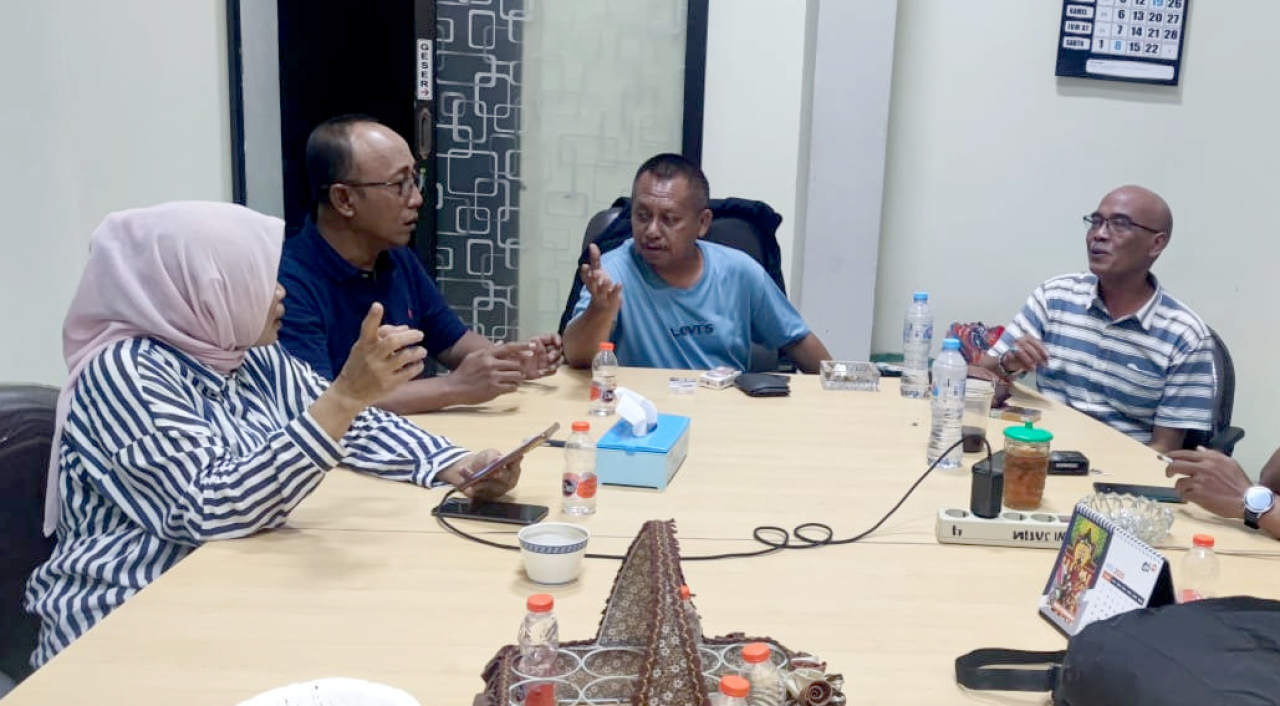 Awali Rangkaian HPN 2025, PWI Jatim Gelar Jalan Sehat