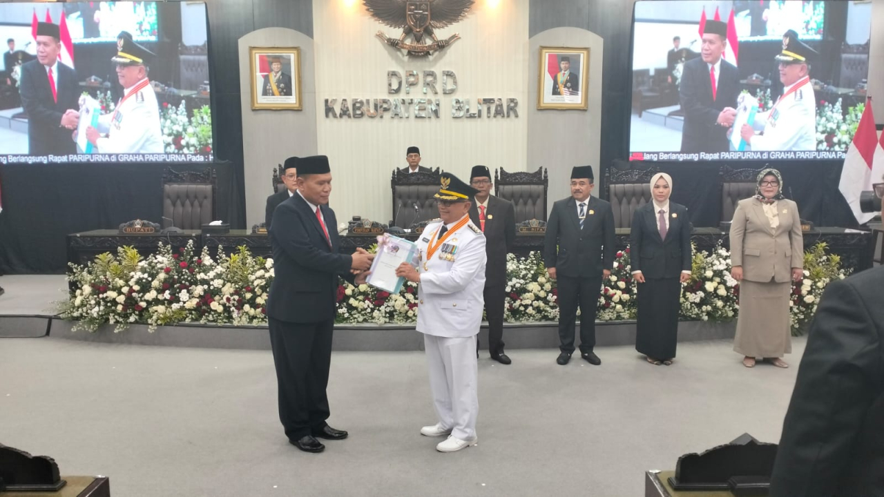 Bupati Blitar Paparkan Visi-Misi di Paripurna DPRD, Ajak Masyarakat Bersinergi untuk Kemajuan Daerah