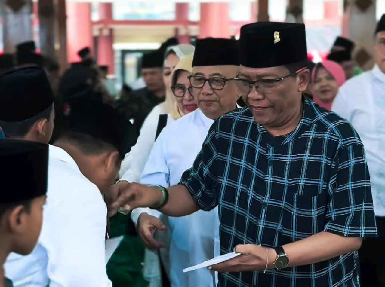 Ketua DPRD Kabupaten Blitar Apresiasi Suksesnya Pilkada dalam Acara Tasyakuran dan Buka Puasa