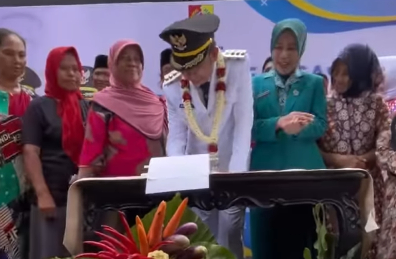 Gus Fawait Bayar Kontan Janji Politiknya, Turunkan Retribusi Pasar Tradisional 