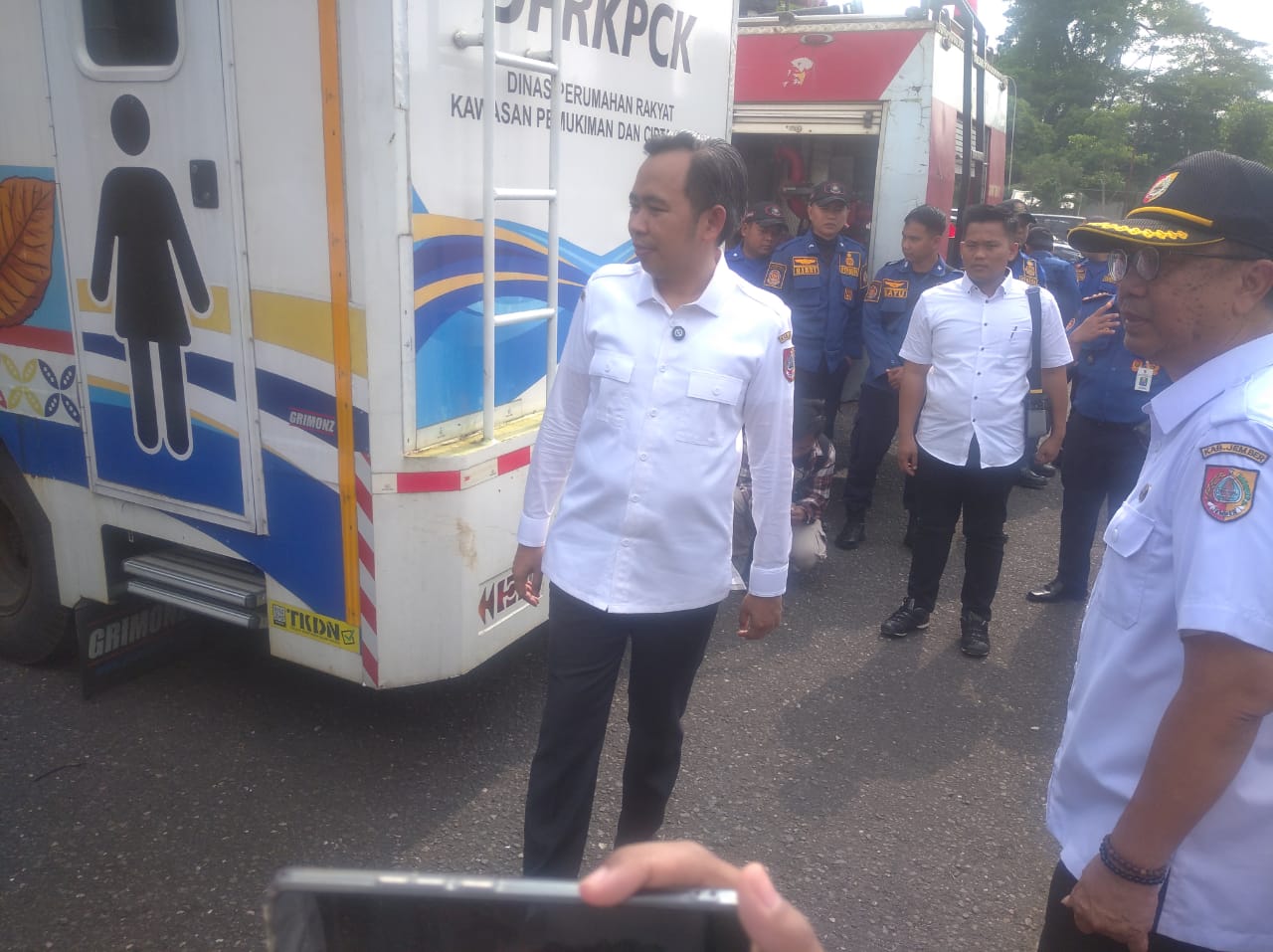 Bupati Jember Muhammad Fawait Cek Kendaraan Operasional