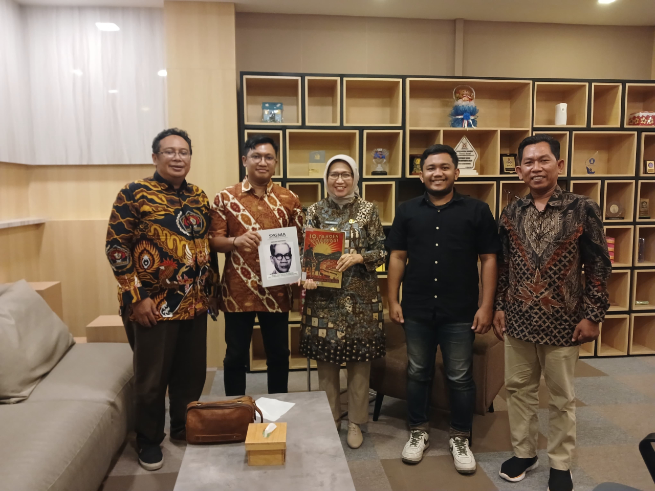 Sygma Research Temukan Koperasi Bersejarah di Lumajang, Bupati Indah Amperawati Dukung Riset