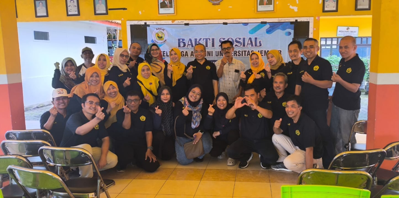 Bakti Sosial KAUJE: 100 Paket Sembako Tersalurkan untuk Warga Lumajang