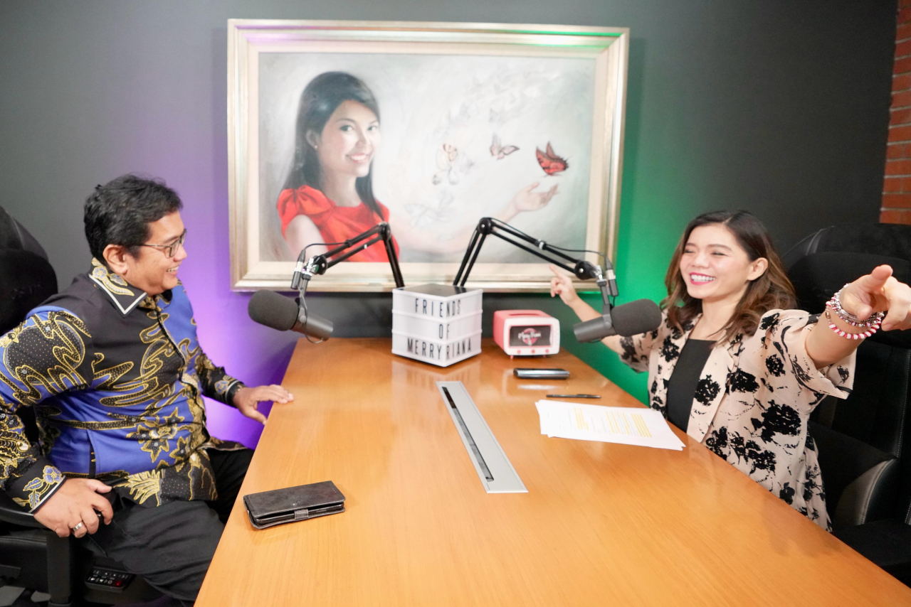 Tampil di Podcast Merry Riyana, Wamen Viva Yoga Sebut Demokrasi di Indonesia Tidak Akan Setback