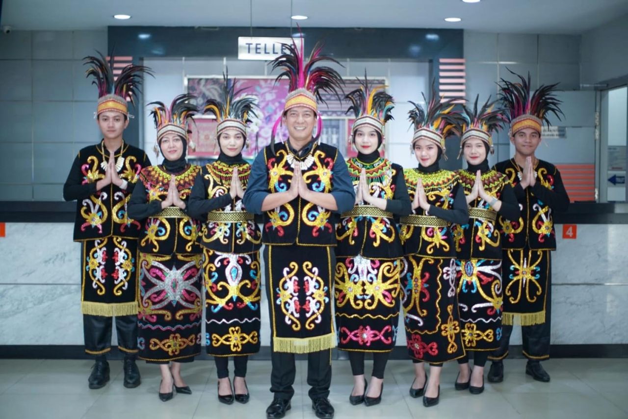 Hari Kartini di BRI Mulyosari: Mengangkat Budaya Lokal dan Memperkuat Rasa Cinta Tanah Air