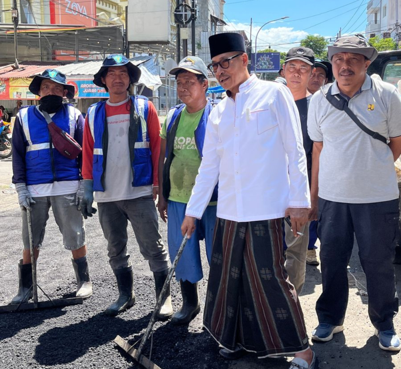 Membersamai Kebijakan Bupati, Wabup Jember Tinjau Rehabilitasi Jalan Berlubang di 3 Lokasi