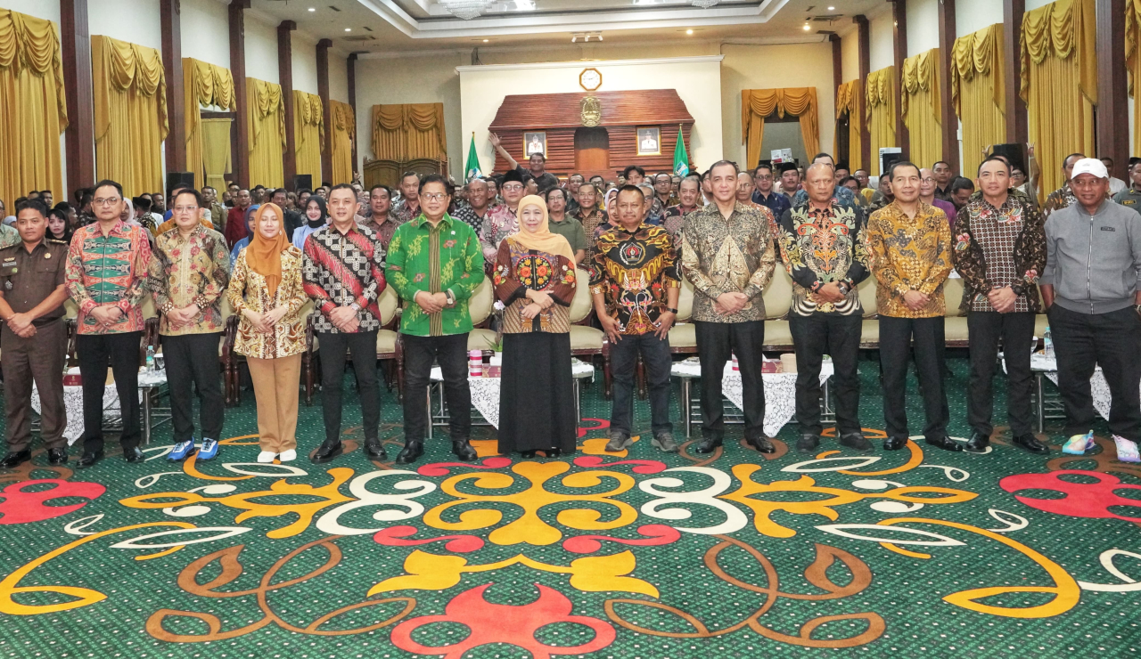 Raih Penghargaan Dari PWI Jawa Timur, Wamen Viva Yoga: Menjadi Pelecut Untuk Meningkatkan Kinerja