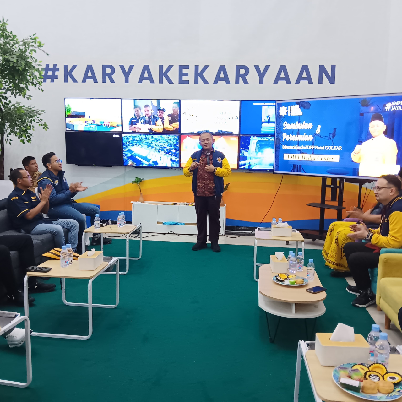 Partai Golkar Perlu Intelektual Organik di Dunia Maya