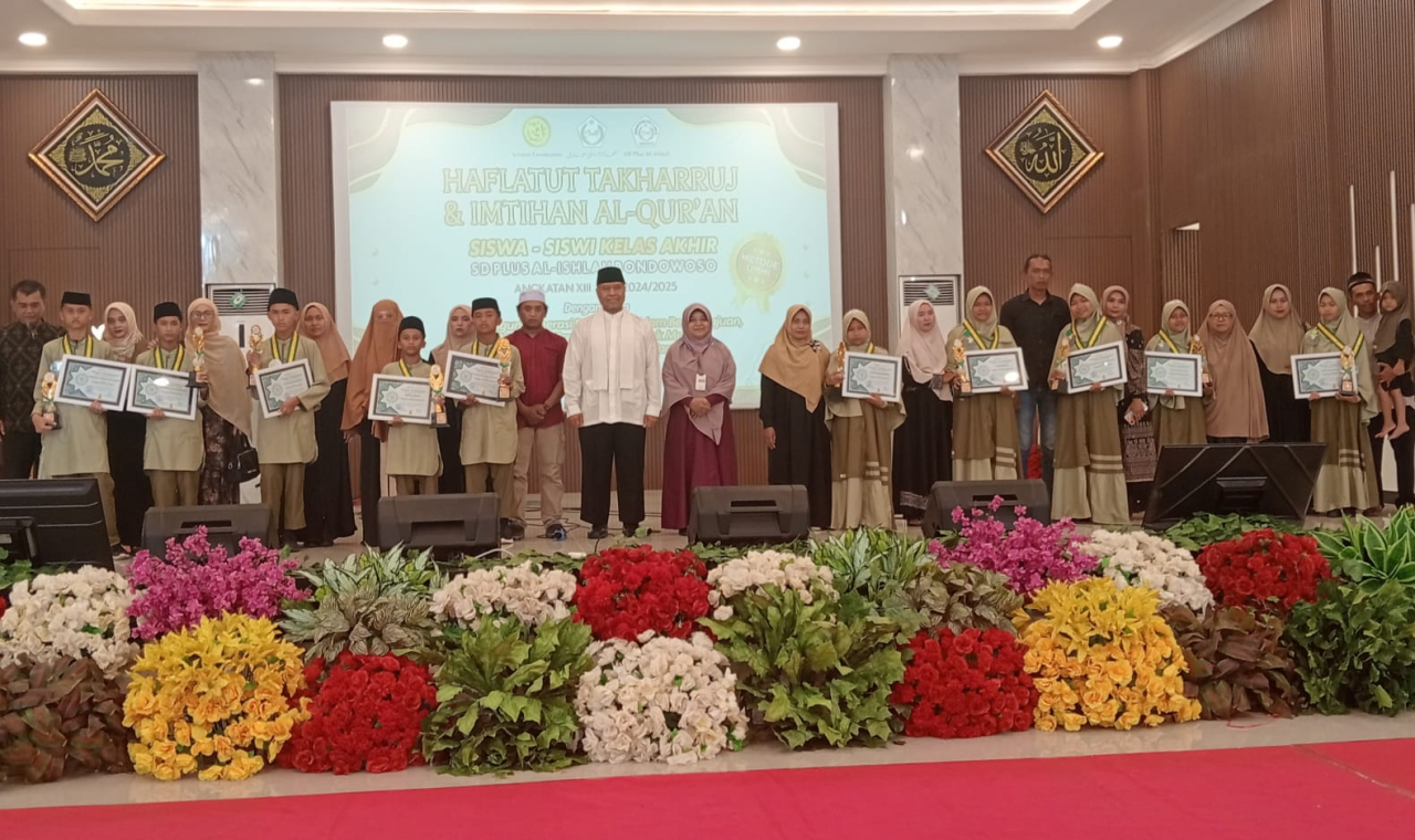 Harukan! SD Plus Al Ishlah Bondowoso Gelar Haflatut Takharruj dan Imtihan Al Qur’an 2025