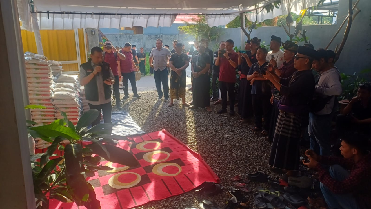 Laskar Sasak gairahkan semangat juang dan pengorbanan dengan penyerahan sapi limousin