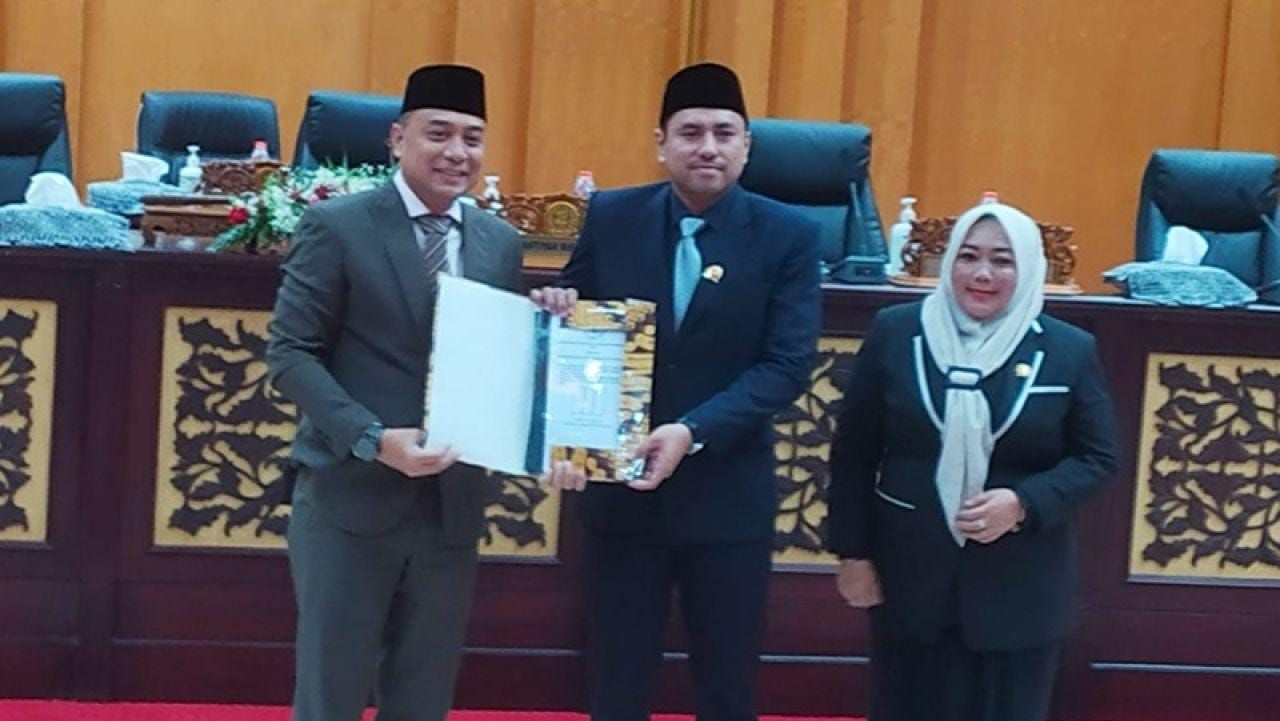 2022 Armuji Dipanggil, 2025 Akankah Eri Cahyadi Dipanggil ke DPRD terkait Tunggakan Pajak Pengembang