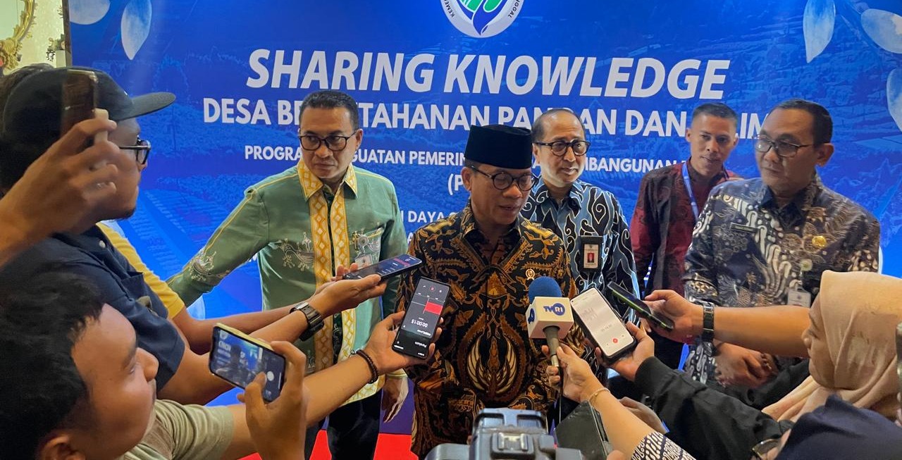 Desa Bisa Kaya Sendiri! Menteri Yandri Dorong Produksi Lokal untuk Makan Bergizi Gratis